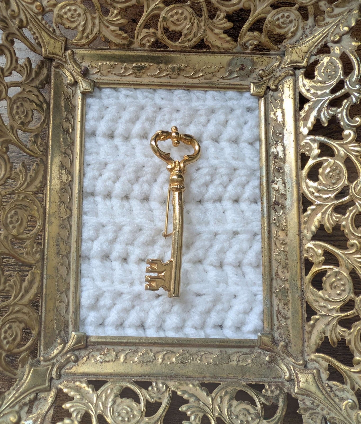Skeleton Key Brooch